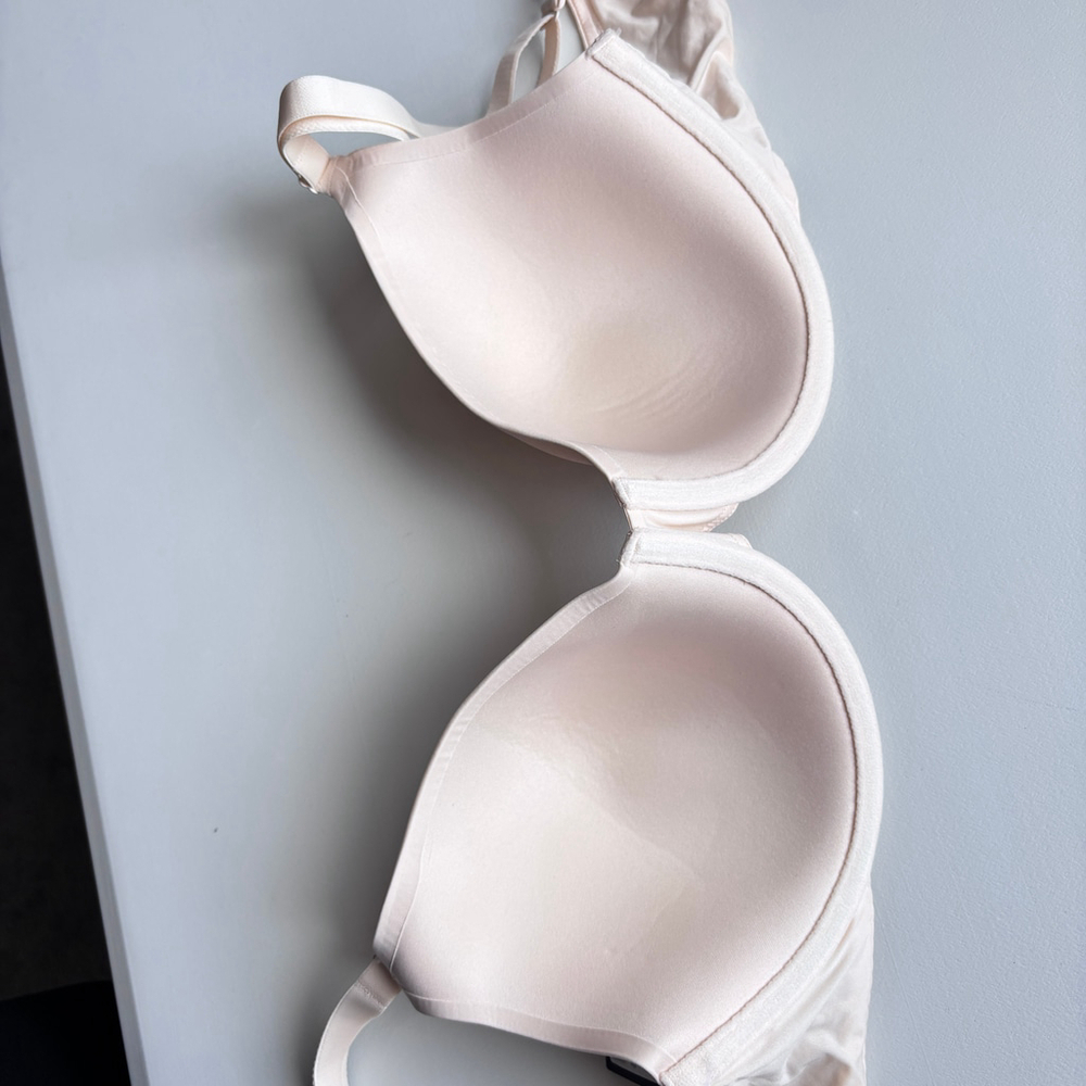 GAP GapBody Women's 38D Light Pink Everyday Essentials T-Shirt Bra NWT - Picture 5 of 6